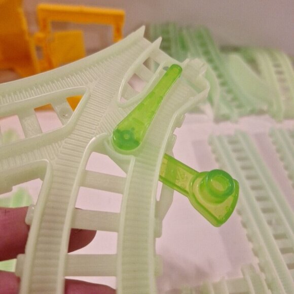 Thomas Train Trackmaster Glow In Dark PERCY'S MIDNIGHT MAIL DELIVERY Incomplete - Picture 9 of 9